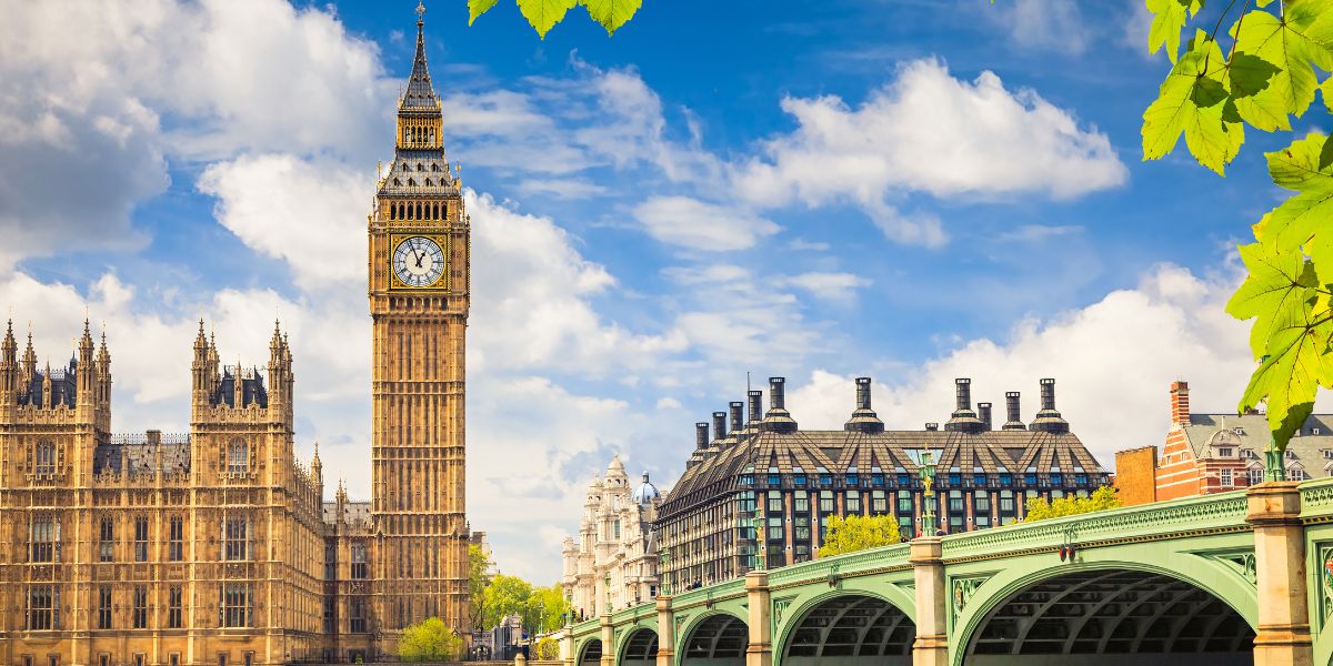 Don't Miss Stunning Attractions of London for Your Family Tour