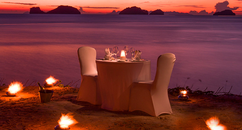 Romantic Candle Light Dinner in Andaman and Nicobar